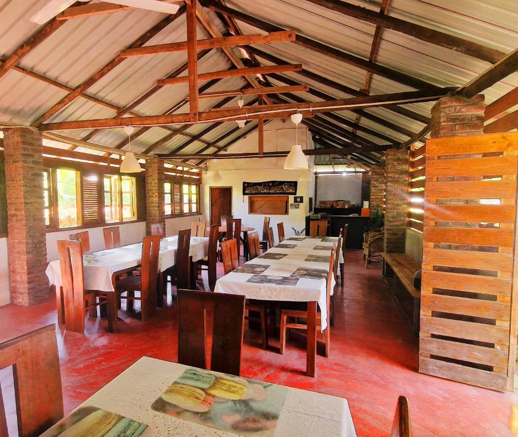 Italian Guest Hotel Trincomalee Eksteriør billede