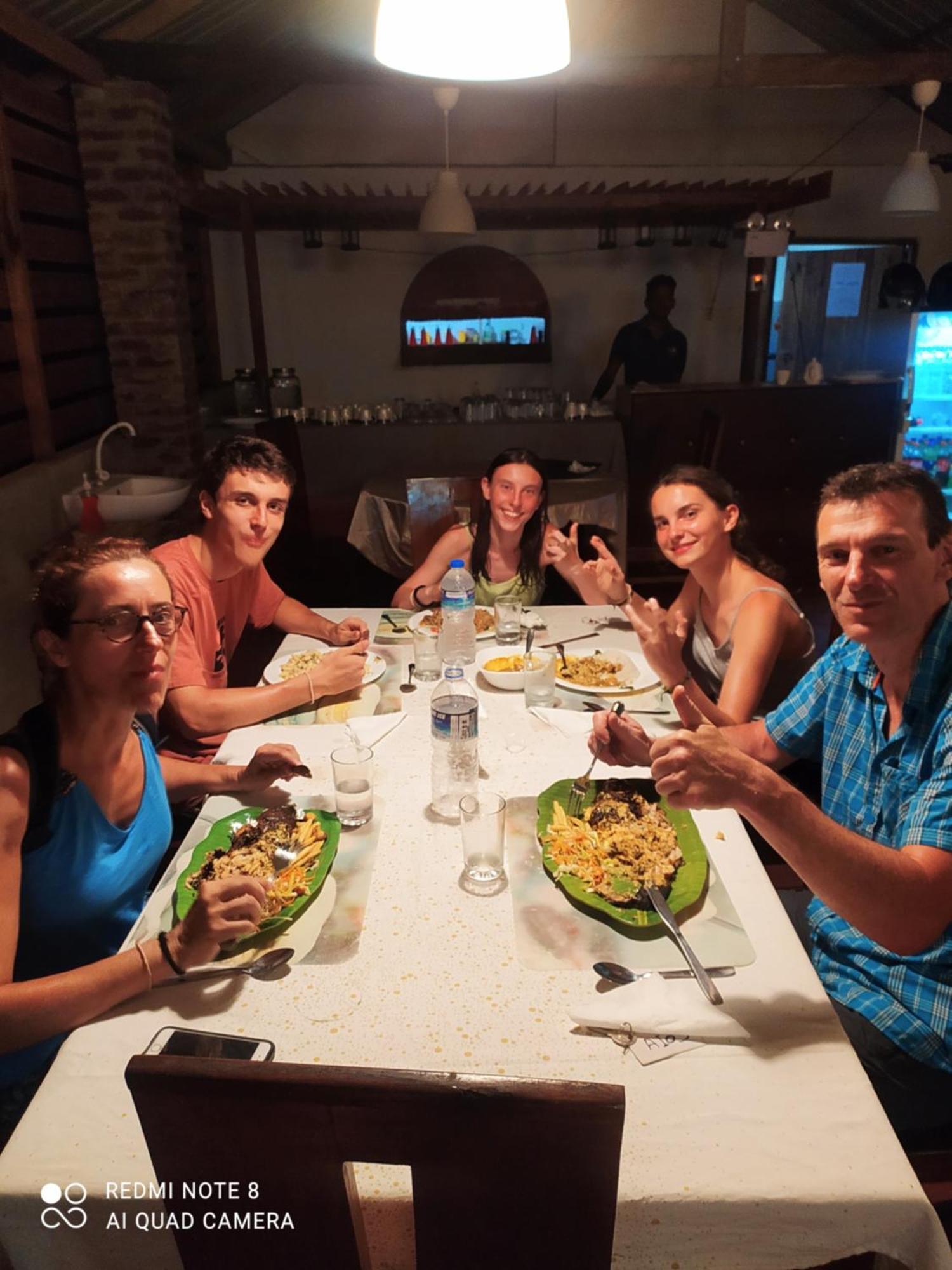 Italian Guest Hotel Trincomalee Eksteriør billede
