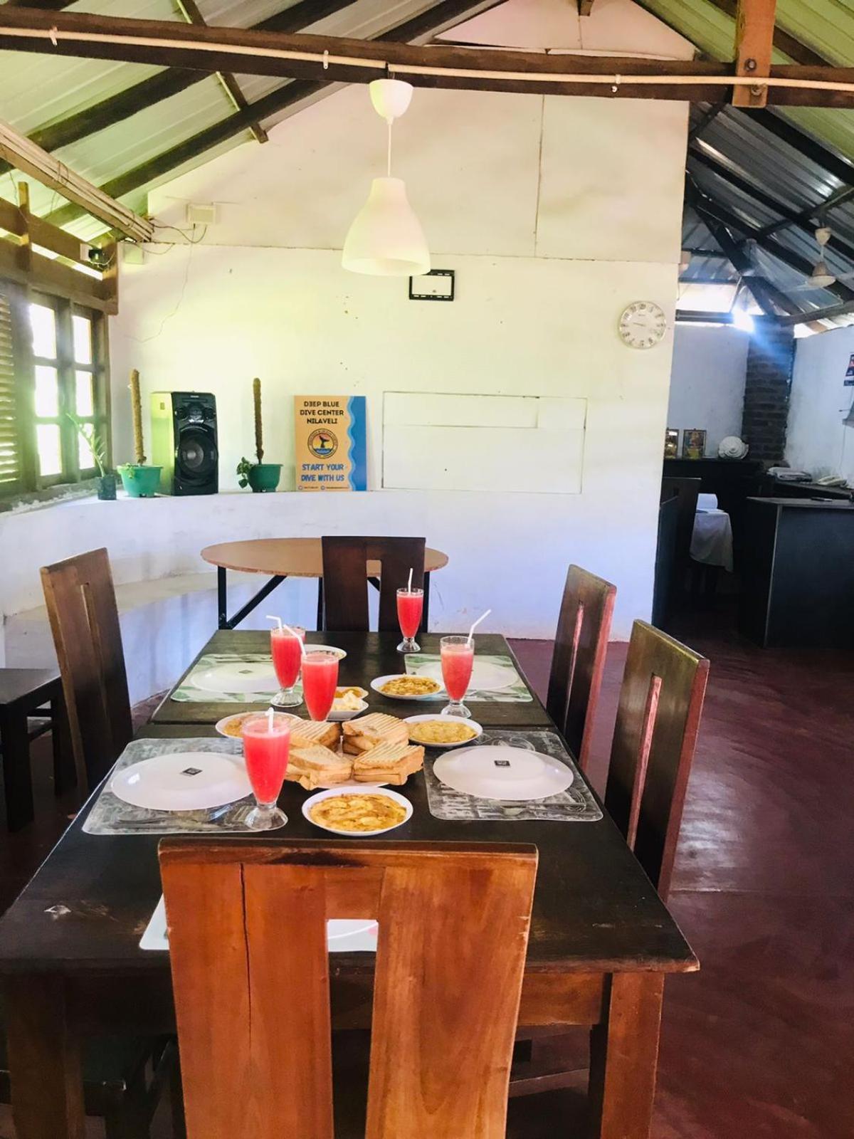 Italian Guest Hotel Trincomalee Eksteriør billede